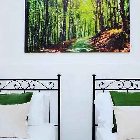 Ych-luminoso Per 8 Pax Apartament
