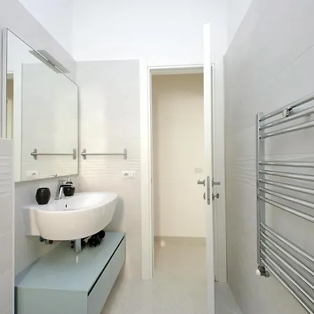 Ych-luminoso Per 8 Pax Apartament