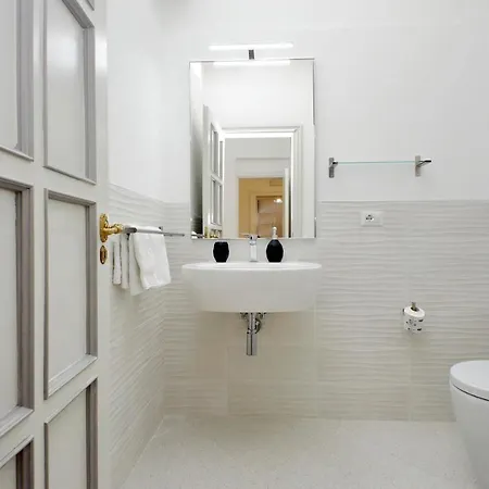 Apartament Ych-luminoso Per 8 Pax